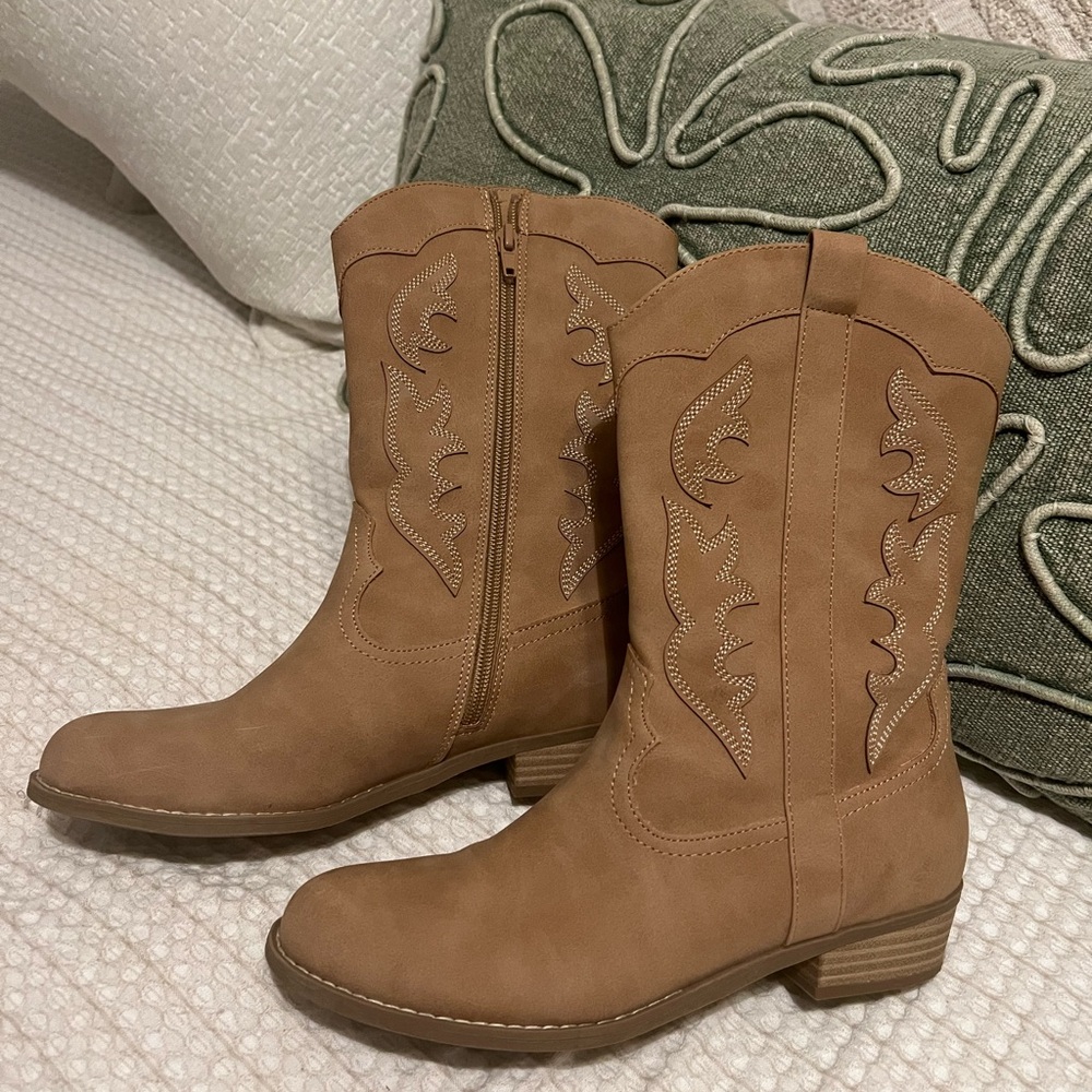 Girls Tan Western Boots